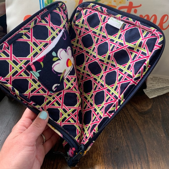 Vera Bradley Tablet Case - Picture 3 of 5
